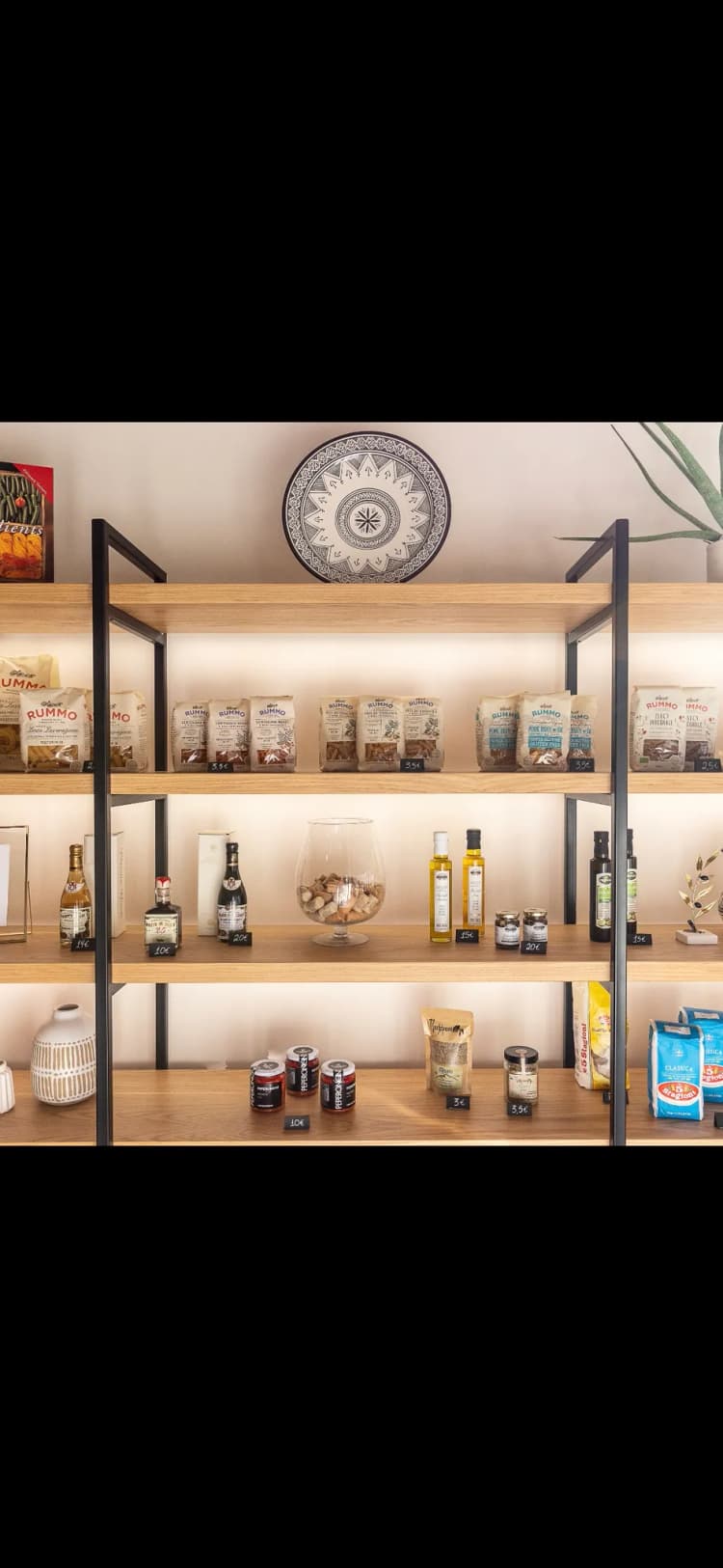 Επιχείρηση Εστίασης με Ιταλικό Concept στο Ηράκλειο Αττικής