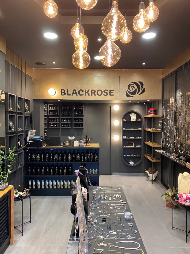 Αρωματοπωλείο και Κοσμήματα στην Αθήνα