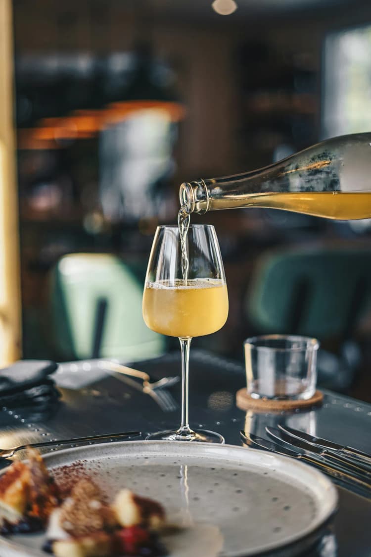 Wine & Cocktail Bar - Cafe Bistrot στο Κουκάκι